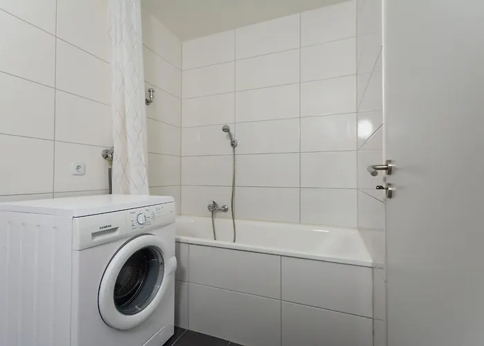 T&k - 3 With Balcony 埃森